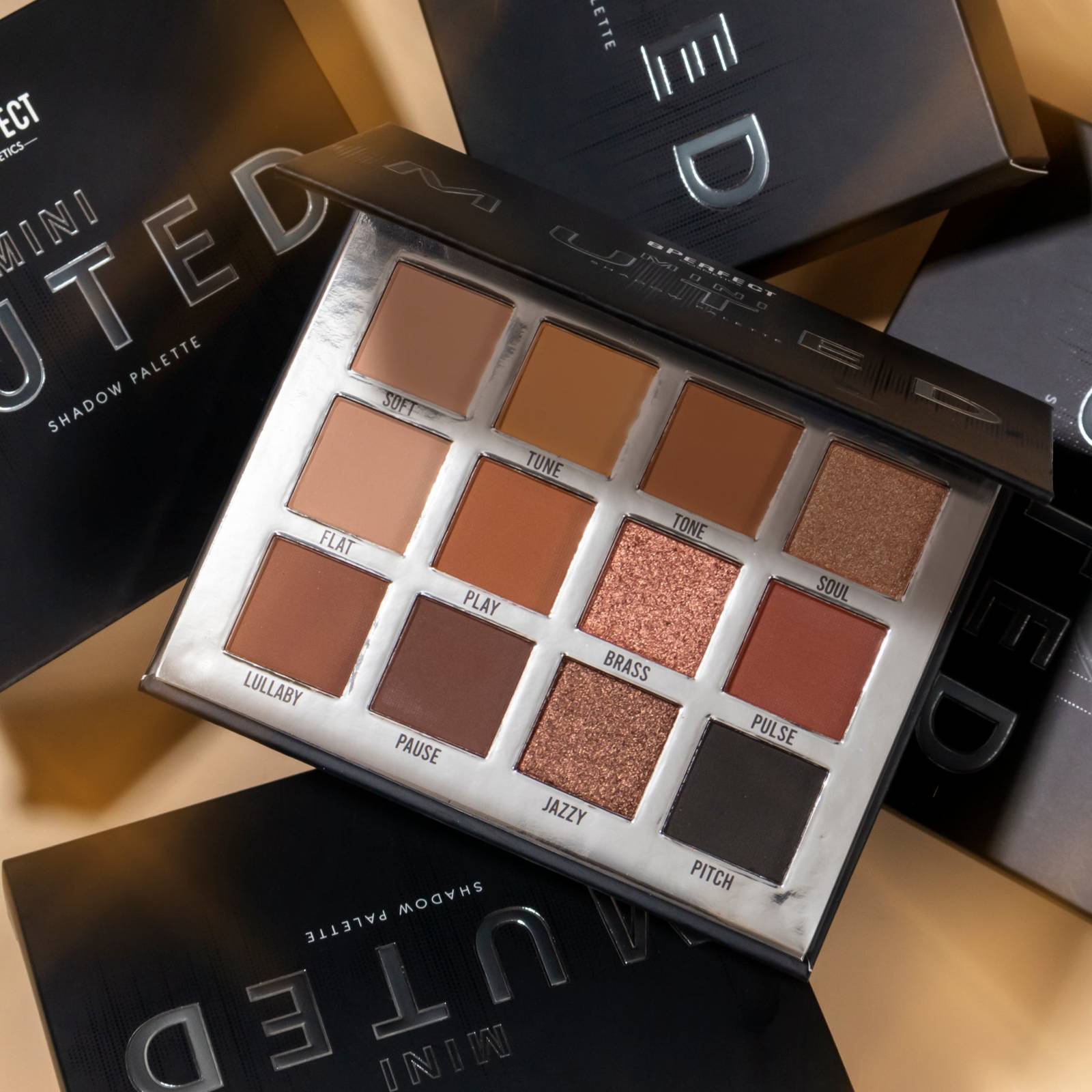 Mini Muted Eyeshadow Palette BPerfect Cosmetics | Makijaż \ Oczy ...